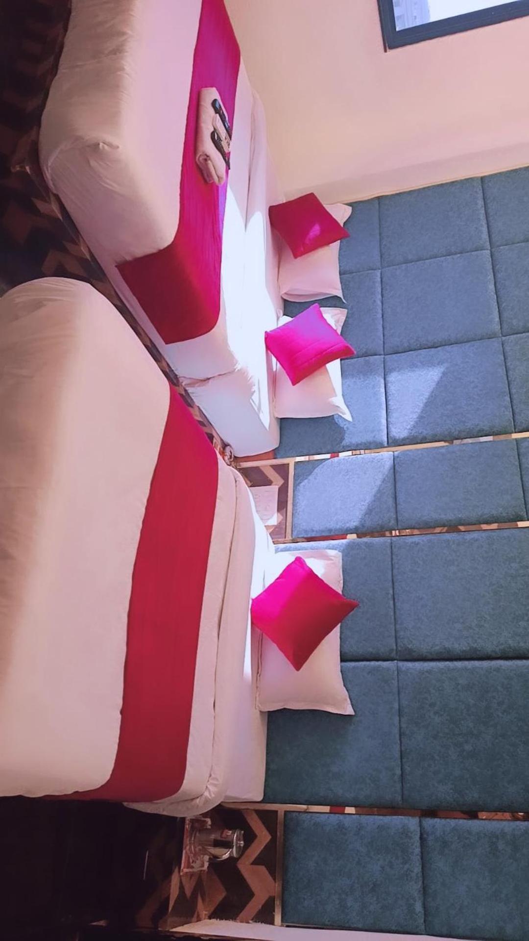 Hotel Karnavati 아흐메다바드 외부 사진